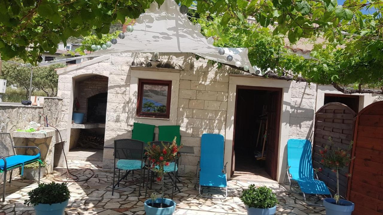 Apartments Popaj Komiža Zewnętrze zdjęcie