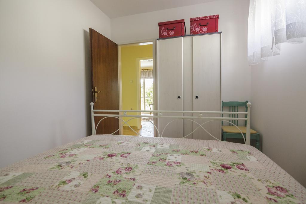 Apartments Popaj Komiža Zewnętrze zdjęcie